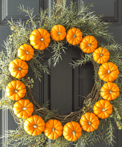 Mini pumpkin wreath